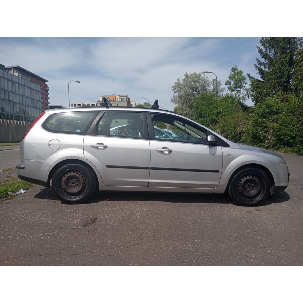 Ford Focus Combi 1,8TDi, 85kw, 2006 - Image 3
